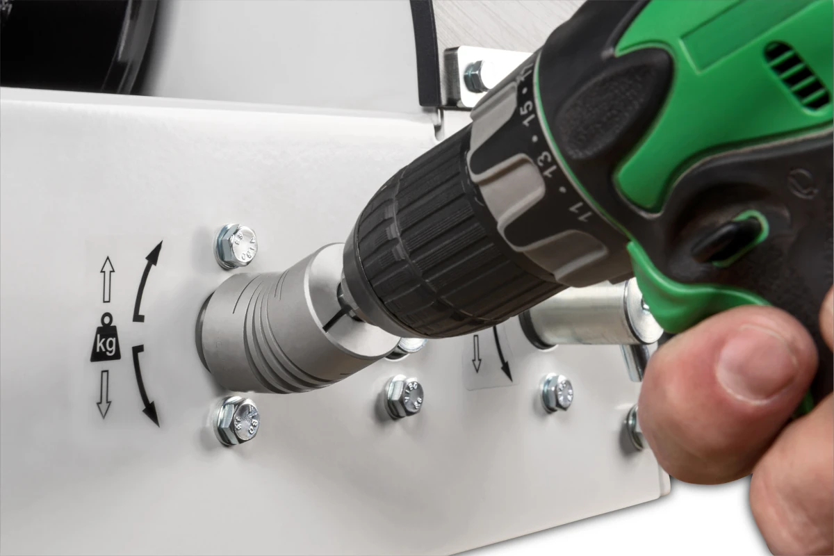 Handseil- bzw. Akku-Winde DW 1000 Ansicht 4 Handseil- bzw. Akku-Winde DW 1000 Ansicht 2