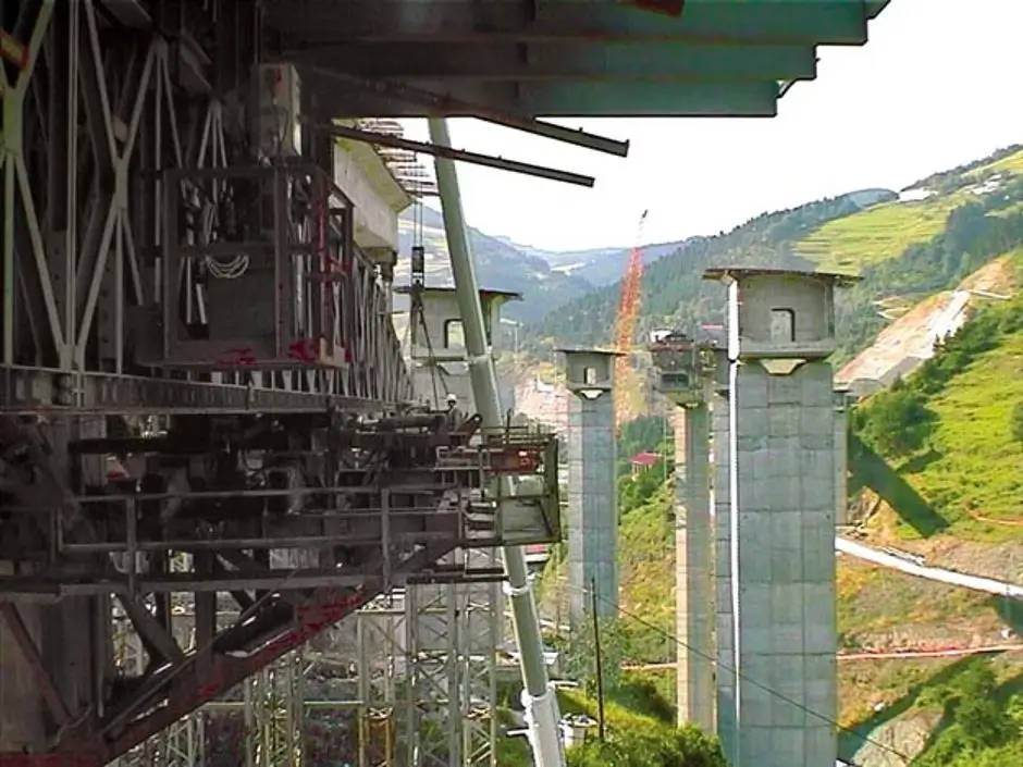 Einfachwirkende Alu-Zyl. SAM 03005 Ansicht 3 Einfachwirkende Alu-Zyl. SAM 03005 Ansicht 2