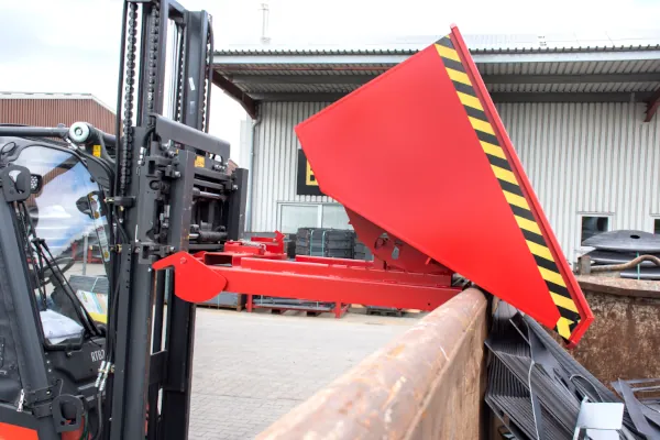 Bauer Kippbehälter Typ 4A (TOMANRO Abbildung)