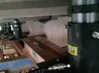 Larzep Zylinder mit Sicherungsmutter STC