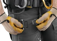 Petzl Auffanggurt ASTRO® Detail 3