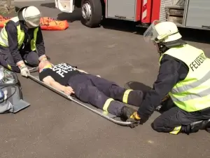 ultraMEDIC ultraSCOOP STRETCHER ALU