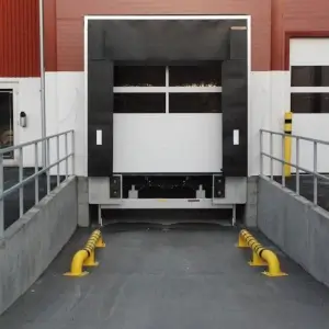 Crash Stop LKW-Einfahrhilfe