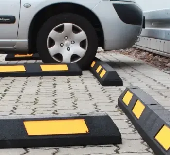 crash-stop Parkplatzabgrenzung crash-stop Parkplatzabgrenzung 102